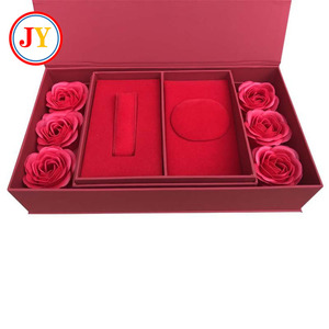Boîte d'ornement bague boucles d'oreilles collier en velours de luxe avec logo personnalisé emballage créatif boîte de montre bijoux pendentif boîte cadeau - Product Image 3