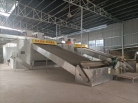 Industriële meerlaagse gaasbanddroger met warmtepomp, SUS304 materiaal, multifunctioneel voor fruit, groenten en vis.
