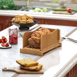 เครื่องหั่นขนมปังไม้ไผ่ Wu Ge Yi พร้อมถาดเก็บ สำหรับใช้ในครัวเรือน - Product Image 1