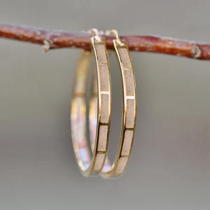 Pendientes de aro Dien Hoferv en oro rosa con incrustaciones de piedras rosas para mujer, joyería de moda. - Product Image 4