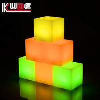 Tabouret cube LED moderne rechargeable, chaise cube LED lumineuse, cube lumineux LED
