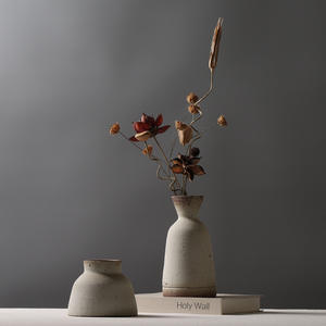 Vente en gros personnalisé unique japonais <span class=keywords><strong>ikebana</strong></span> <span class=keywords><strong>vase</strong></span> à fleur en <span class=keywords><strong>céramique</strong></span> style rétro designer <span class=keywords><strong>vase</strong></span> décoratif en <span class=keywords><strong>céramique</strong></span> pour la maison - Product Image 3