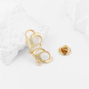 Fabrik-Welttag der Augenpflege Geschenk Täglicher Gebrauch Zirkon-Anstecknadel Einzigartige Gold-Silber Geometrische Brillen-Brosche für Meine Tochter - Product Image 4