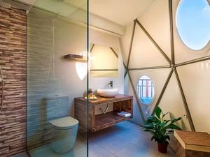 <span class=keywords><strong>เต็นท์</strong></span>แกลมปิ้งสุดหรูในบัลแกเรียพร้อมห้องน้ำและเครื่องปรับอากาศ รุ่น Solid <span class=keywords><strong>Naturehike</strong></span> Geodesic Wood Boteen - Product Image 3