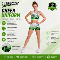Ensemble de vêtements d'entraînement de cheerleading pour filles, imprimé personnalisé, dégradé vert et blanc, polyester, strass, haut court sans manches et short