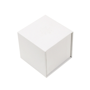 Custom Embossing Logo Gold <b>Foil</b> Magnetic Rigid Paper Box Packaging Recyclable Luxury Multiple Colors Clear PVC <b>Window</b> Gift Boxes - Product Image 3