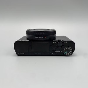 Cámara Digital <span class=keywords><strong>Sony</strong></span> <span class=keywords><strong>RX100</strong></span> VI Usada, Casi Nueva, Zoom Óptico de 24-200 mm, 20 MP, Video 4K HDR, Pantalla Táctil, AF de 25 Puntos, ISO, 1 Año de Garantía - Product Image 2
