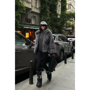 Chaqueta Corta de Piel Sintética Gris, Chaqueta de Lana y Seda de Un Solo Pecho con Relleno de Algodón, Decoración de Botones y Estampado - Product Image 5