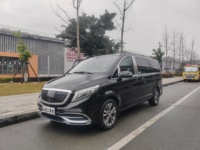 Mercedes-Benz V260 2.0T 7AT 7 places MPV LHD Essence Véhicule d'occasion 211 CV Van de Luxe Export Chine Stock 2017