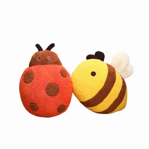 낮은 MOQ 슈퍼 귀여운 나비 무당 벌레 꿀벌 봉제 베개 박제 동물 쿠션 홈 장식