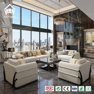 Ensemble de canapés en cuir véritable sur mesure, artisanal, de luxe discret, avec détails côtelés, pour projets d'aménagement intérieur - Product Image 1