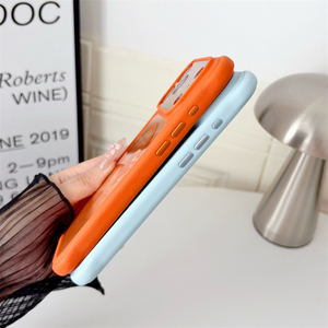Coque de téléphone latérale en silicone magnétique fluorescente transparente pour iPhone 18 17 16 Pro Max avec bouton IA et coussin d'air antichoc - Product Image 3
