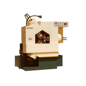 Machine à rouler les fils à trois axes Qingdao Xingchen ZP28-12.5, hydraulique et automatique, pour pièces à paroi mince et creuse - Product Image 2