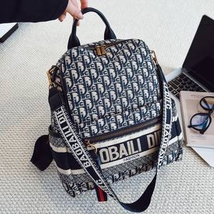 กระเป๋าเป้สะพายหลังวัสดุ PU สำหรับผู้หญิงทันสมัย ซับในทำจากโพลีเอสเตอร์ เหมาะสำหรับการใช้งานในชีวิตประจำวัน - Product Image 3