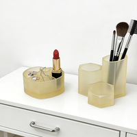 Ensemble de rangement en résine givrée, boîte organisatrice de bijoux multi-compartiments en forme de cœur, support combiné pour pinceaux de maquillage et stylos, support multi-tubes pour pinceaux de maquillage