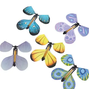Vliegende Vlinders Verpoppen Zich Tot Vlinders Die Vliegen In Het Boek Diy Kleuterschool Technologie Kleine Productie Nieuw Educatief Speelgoed