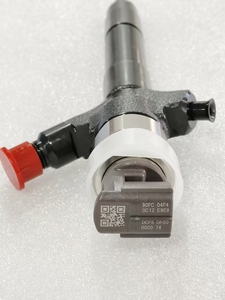 Inyector de Combustible Common Rail Denso de Alta Calidad 095000-6970 para <span class=keywords><strong>TOYOTA</strong></span> Avensis Corolla RAV4 1AD-FTV 2AD-FTV Ensamblaje de Motor - Product Image 5