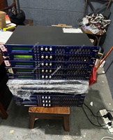 Processeur audio XTA DP448 avec 4 entrées et 8 sorties en bon état d'occasion