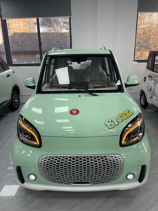 Modèle d'<span class=keywords><strong>automobile</strong></span> électrique intelligente de haute qualité Ev Voitures électriques chinoises à longue portée Véhicules à énergies nouvelles 4 places à vendre - Product Image 4