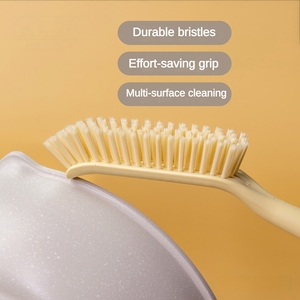 Brosse de nettoyage multi-usages à poils durs : outil pour tapis, chaussures et meubles (poignée ergonomique) - Product Image 1