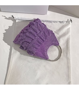 Nouveauté : Sac à main pochette chic pour femme avec strass et volants en cristal, idéal pour les soirées et les fêtes – Collection Usine - Product Image 6
