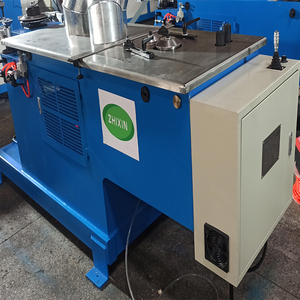 Machine industrielle de fabrication d'embouts coudés hydraulique Gore Locker pour la production de conduits de ventilation en tôle GI 18 ga et en acier inoxydable 20 ga - Product Image 3