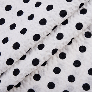 Bán Buôn Chất Lượng Cao 100% Bông 78gsm Trọng Lượng Nhẹ Dệt Dot In Muối Shrank Nhăn Vải Cho Túi Xách Chàng Trai Và Cô Gái Trang Phục - Product Image 5