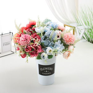 Arrangement de fleurs artificielles Lichao, seau de fleurs de couleurs mélangées pour la décoration de la maison et des mariages - Product Image 1