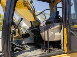 Excavatrice sur chenilles Caterpillar 320CL d'occasion, modèle 2016, 20 tonnes, capacité de godet de 1,2 m³, moteur de pompe de 120 kW, matériel de construction - Product Image 5