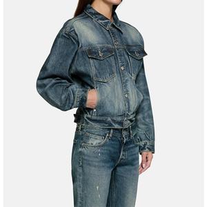 Ensemble en jean vintage personnalisé de haute qualité pour femme : veste en jean à manches longues et jean slim droit avec boutons - Product Image 2