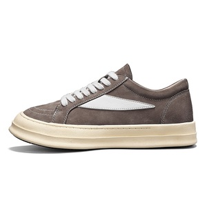 Scarpe basse Casual Low-Top di design Owens per uomo donna nero con lacci comodi da passeggio sportivo resistente all'usura - Product Image 1