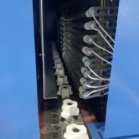 Máquina de Moldeo por Soplado y Estirado Semiautomática de 1 y 5 Litros, Controlada por PLC, con Motor y Bomba, de 1 Cavidad, para Botellas de PET/PP