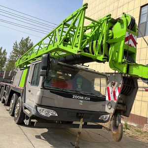 Used Sany QY50 50 Ton Truck Mounted <b>Crane</b> With Green Boom And Red White Stripes For Heavy Lifting Operations - Product Image 4