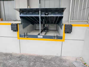 Cố định kéo thủy lực nâng <span class=keywords><strong>Dock</strong></span> leveler 10 tấn Đôi Xi lanh xe tải đoạn đường nối tải xe nâng văn phòng phẩm Kho Giá - Product Image 3