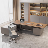 Bureau de direction haut de gamme en forme de L avec plateau en placage de bois, bande lumineuse LED latérale et armoire assortie pour bureau de PDG d'entreprise