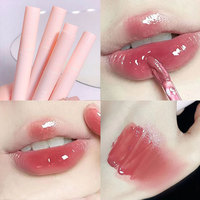 Magic Casa Glaçure à lèvres en verre brillant pour femmes Bulle Ours Miroir Eau Couleur Étudiant Thé au lait Vente en gros Rouge à lèvres liquide