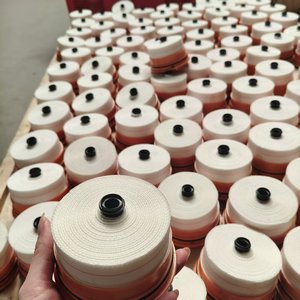 Precio de fábrica de alta calidad 98194119 23390-0L041 23300-0L030 23300-26100 23390-0L010 98101749 para filtro de combustible de camión Isuzu - Product Image 5