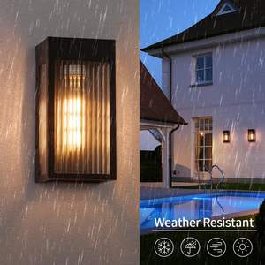 Lanterne solaire en gros, résistante à l'eau, avec grille métallique, grande lampe de sol d'extérieur pour patio et jardin - Product Image 5