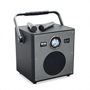 Proyector portátil DLP GLIWAY K70 1080p con asa y altavoces incorporados, ideal para ver películas y bailar en casa y en campamentos. - Product Image 1