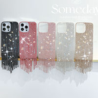Coque de téléphone PC de luxe avec diamants étincelants pour iPhone 17 Pro Max, ornée de strass faits main et pompon anti-chute, compatible 16 15 14 Pro Max