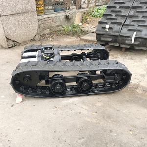 कृषि निर्माण मशीनरी के लिए छोटे हाइड्रोलिक मोटर संचालित क्रॉलर चेसिस कृषि निर्माण मशीनरी के लिए वास्तविक रबर फार्म ट्रक दोनों नए उपयोग किए गए - Product Image 5