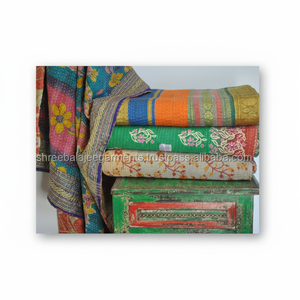 ผ้าห่มคันธาทำมือแท้สไตล์อินเดียโบราณ ผ้าฝ้าย 100% ใช้ผ้าส่าหรี  แบบสองด้าน ลายชนเผ่า ขนาดเตียงคู่ ใช้ได้ทั้งในบ้านและโรงแรม - Product Image 1