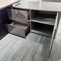 Bureau design moderne en forme de L Bureau du directeur général du patron Bureau de direction Table de bureau en bois