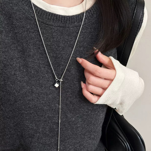 Korean Style Titanium Steel Pull Out Necklace Lock Shape Geometric Design For Women Daily Wear Sweater Chain Accessory - Product Image 1