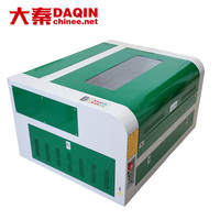Machine laser Daqin pour la fabrication de films de protection d'écran pour téléphone portable/ordinateur portable/tablette en verre nano/PET/TPU hydrogel