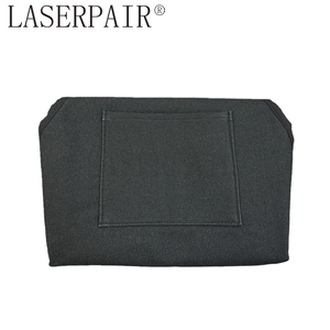 Tablier de protection laser antistatique en fibre de carbone composite 2,4 mm d'épaisseur (200-11000 nm) pour soudage laser à fibre 1080 nm - Product Image 3