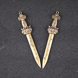 Épée à sept étoiles en laiton, 2 pièces, décoration de bureau Feng Shui, porte-clés, pendentif - Product Image 3