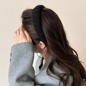 Nouveau bandeau large en peluche pour femmes, doux et uni, couleur unie - Product Image 4