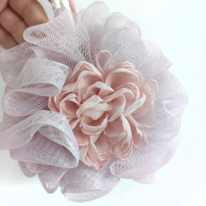 <span class=keywords><strong>Loufa</strong></span> <span class=keywords><strong>Loufa</strong></span> en plastique multifonctionnelle bicolore en forme de fleur maille mignonne boule de douche bain exfoliant bain simple - Product Image 4