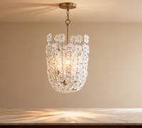 Lustre Jingshi Lighting en forme de fleur dorée, accents de pétales blancs épais sur un cadre, lumière de plafond pour la maison au éclat chaleureux